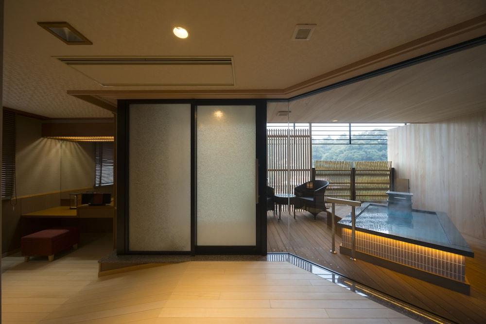 ทาจิบานะ ชิคิเทอิ Hotel คากะ ภายนอก รูปภาพ